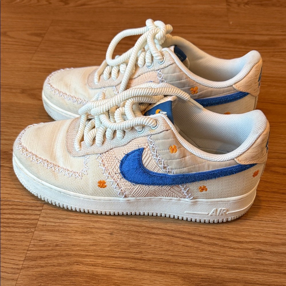 Men’s Nike Air Forces - Picture 2 of 13